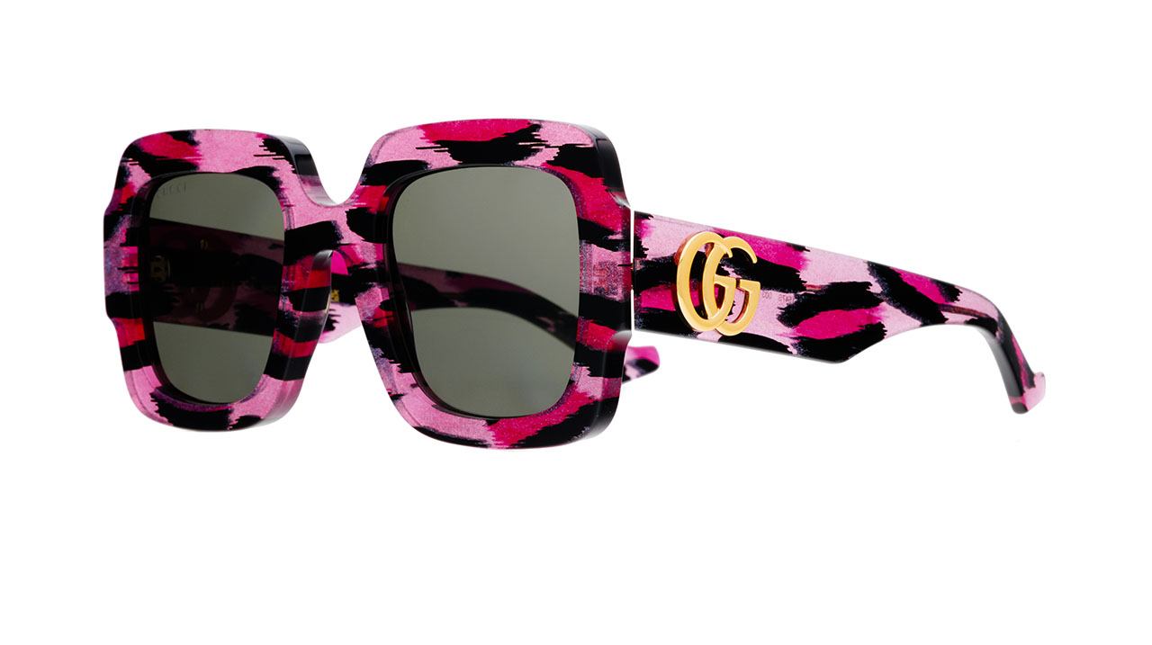 Paire de lunettes de soleil Gucci Gg1547s couleur brun - Côté à angle - Doyle