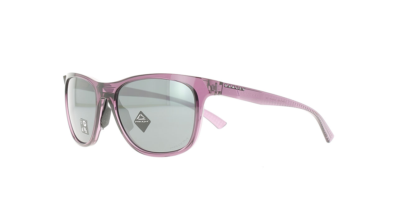 Paire de lunettes de soleil Oakley Leadline 009473-06 couleur mauve - Côté à angle - Doyle