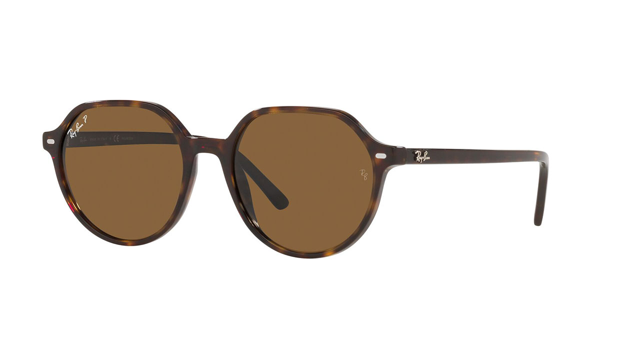 Paire de lunettes de soleil Ray-ban Rb2195 couleur brun - Côté à angle - Doyle