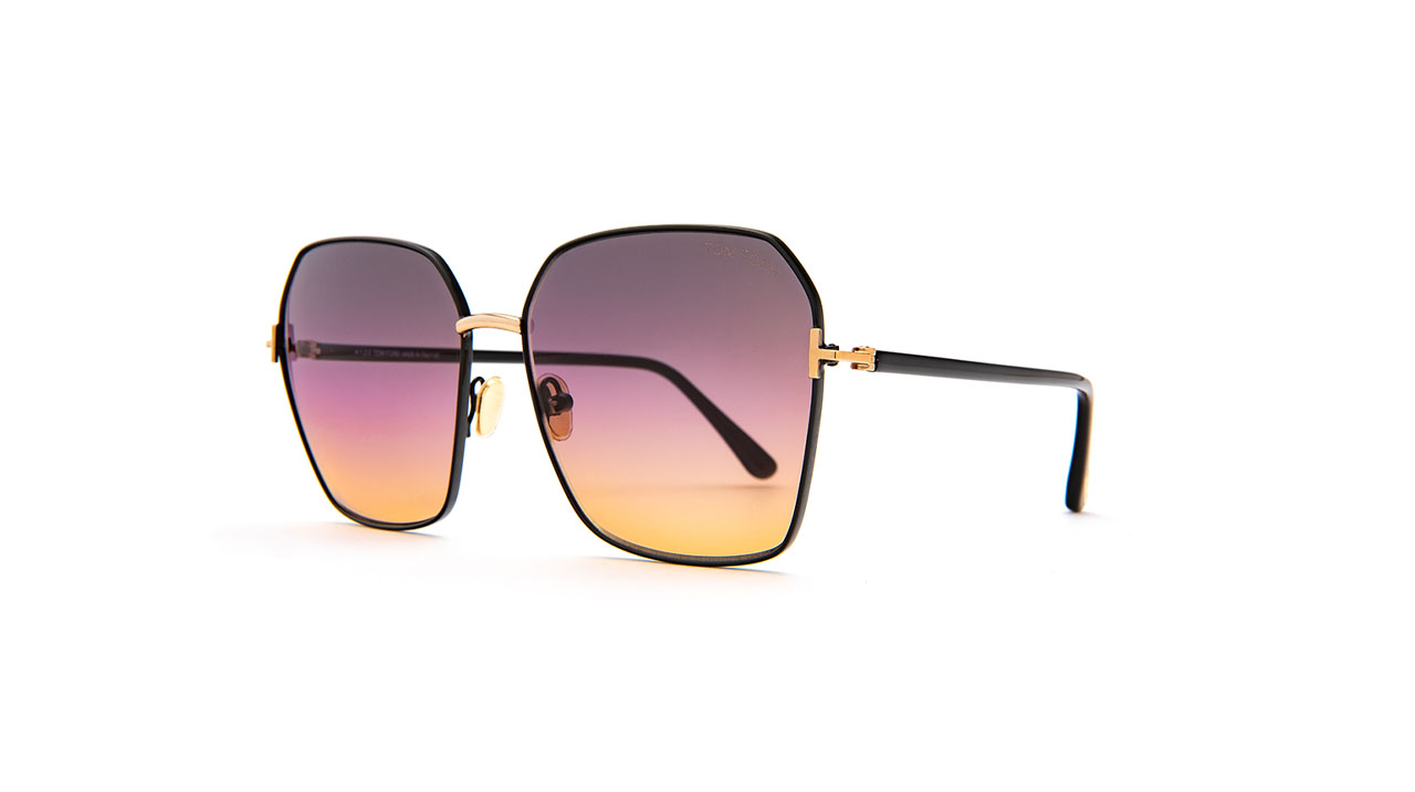 Paire de lunettes de soleil Tom-ford Tf839 /s couleur noir - Côté à angle - Doyle