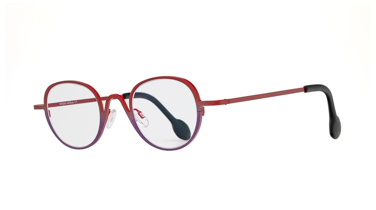 Paire de lunettes de vue Theo Plantin couleur rouge - Côté à angle - Doyle