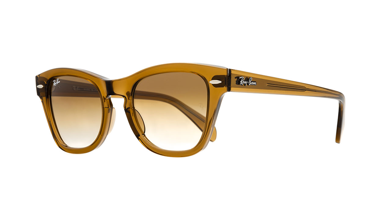 Paire de lunettes de soleil Ray-ban Rb0707s couleur brun - Côté à angle - Doyle