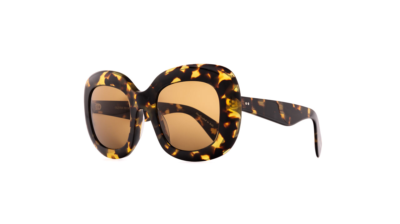 Paire de lunettes de soleil Oliver-peoples Jesson ov5479su /s couleur brun - Côté à angle - Doyle