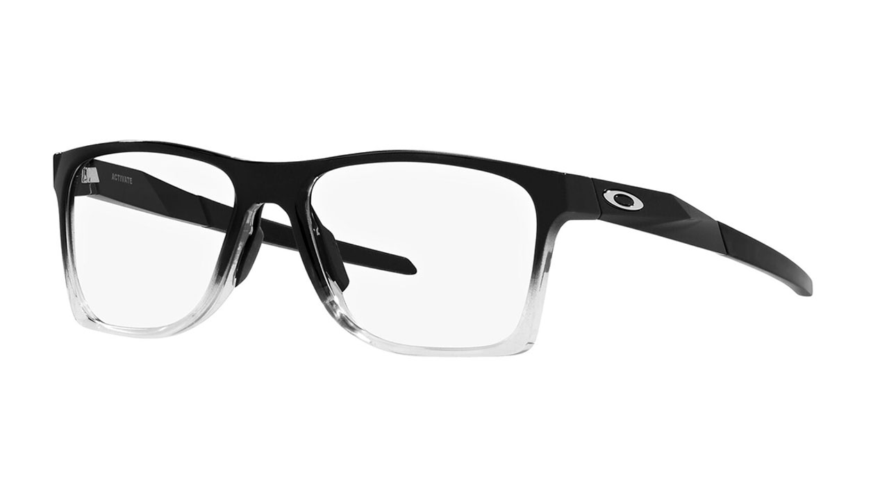 Paire de lunettes de vue Oakley Activate ox8173-0455 couleur noir - Côté à angle - Doyle