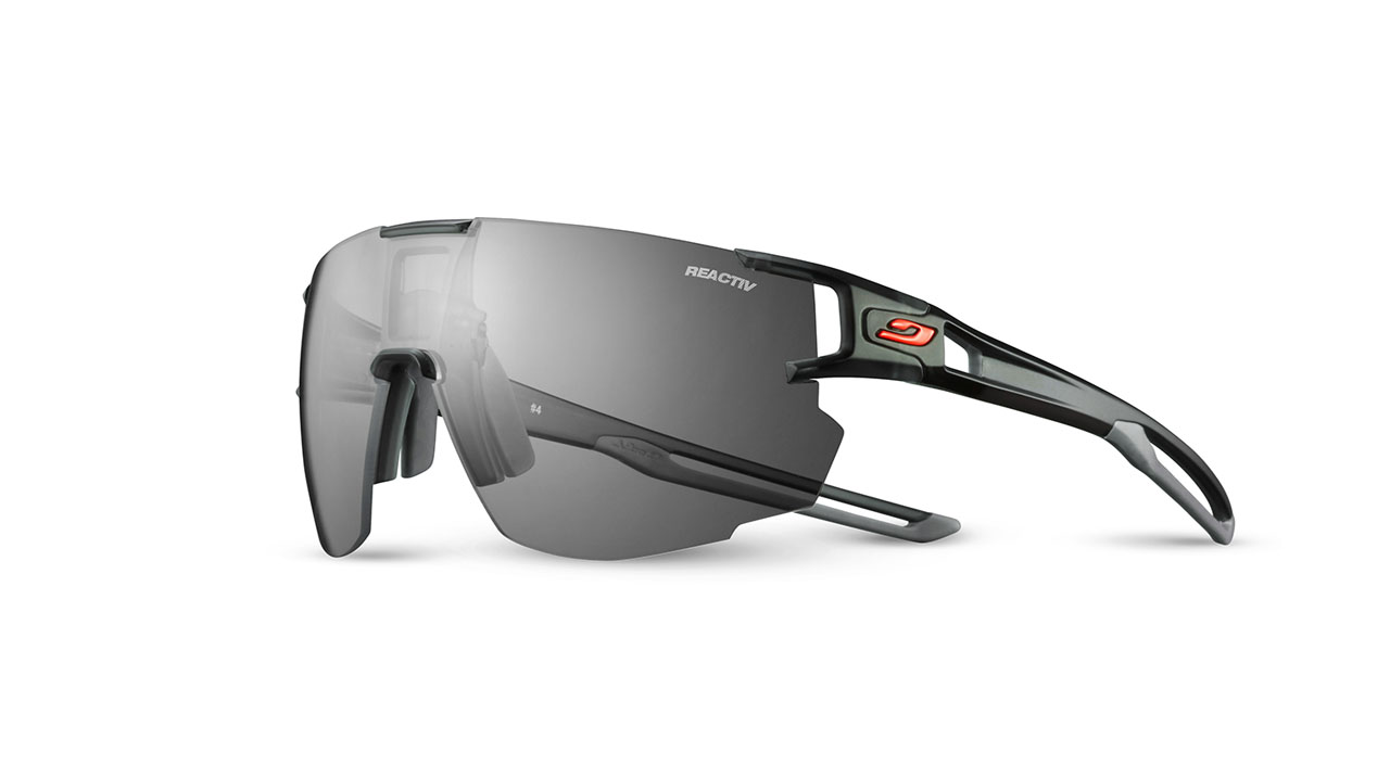 Paire de lunettes de soleil Julbo Js502 aerospeed couleur gris - Côté à angle - Doyle