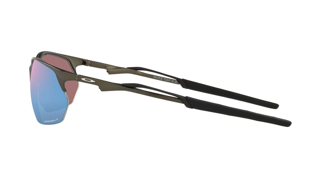 Paire de lunettes de soleil Oakley Wire tap 2.0 004145-0660 couleur noir - Côté droit - Doyle