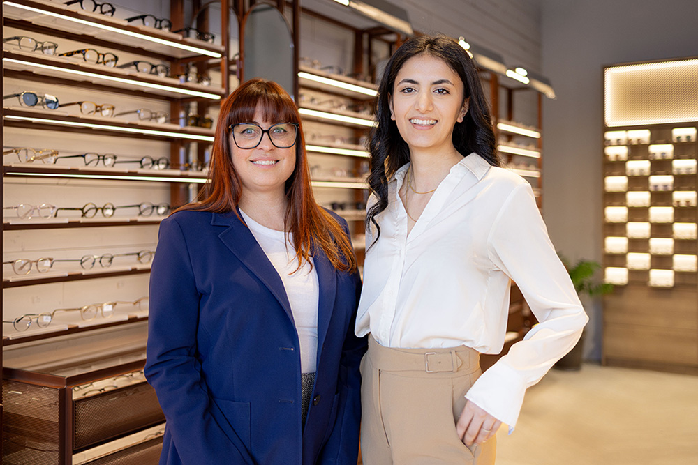 Dre Sahar Alijani, optométriste copropriétaire, et Catherine Langlois, opticienne copropriétaire, Doyle - Mirabel
